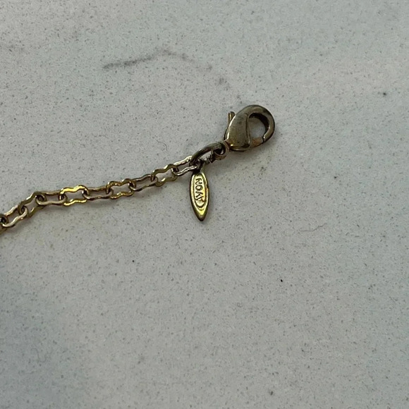 3/30$ Avon  bracelet - Picture 4 of 8